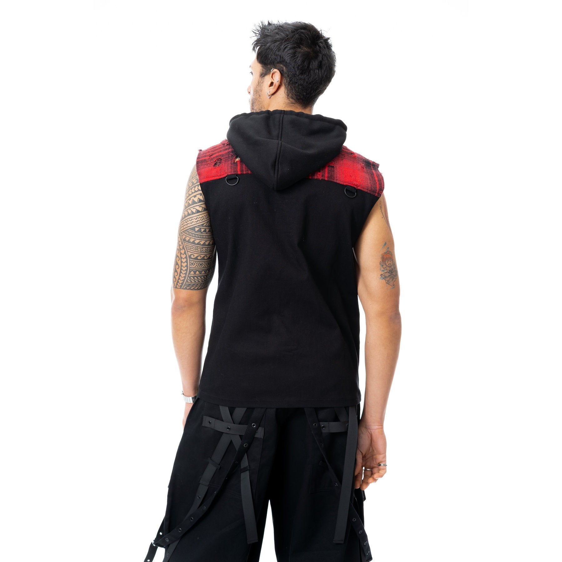 LUTHER VEST - BLACK/RED